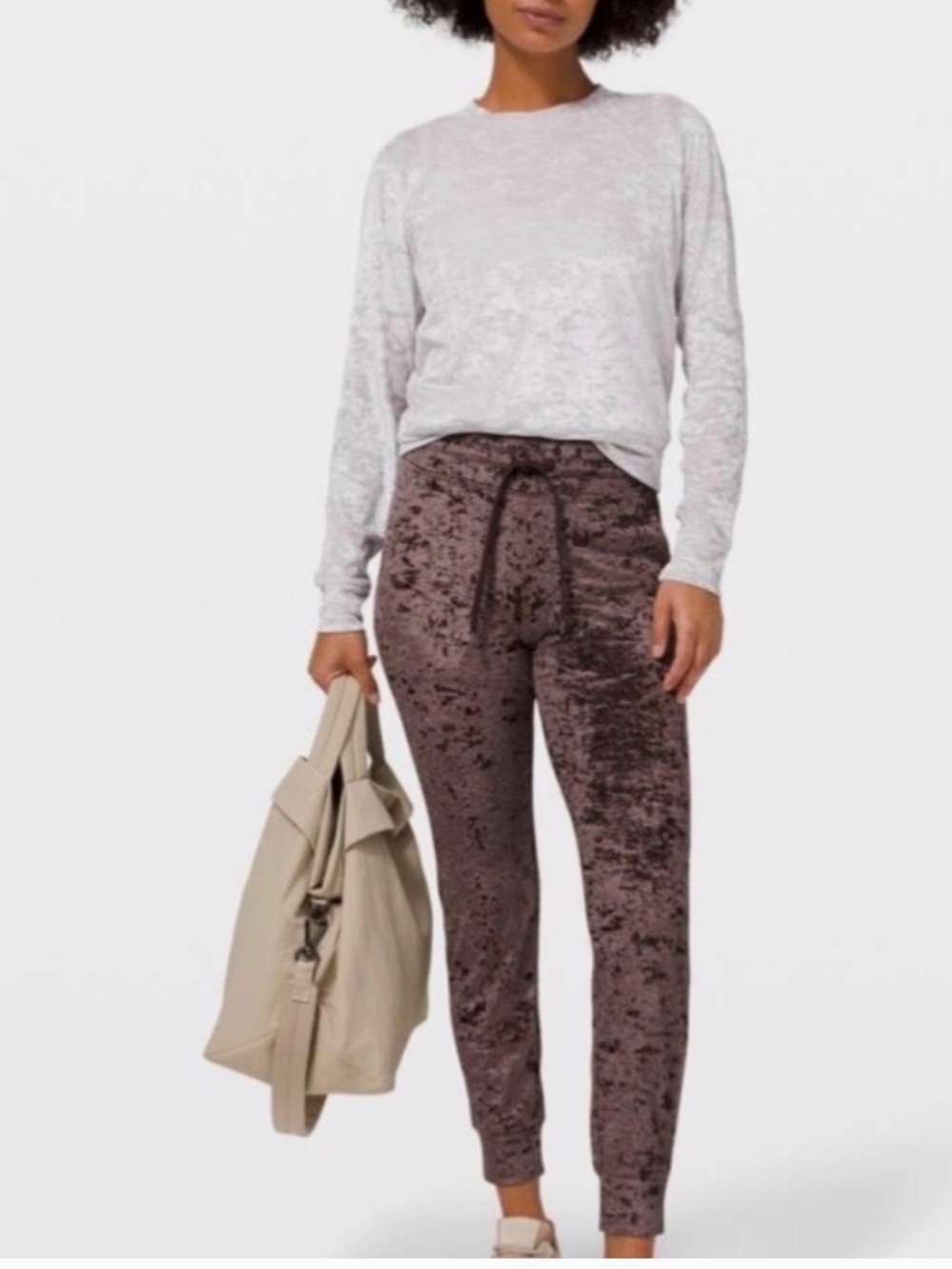 lululemon athletica Crushed Velvet Joggers in Mauve Brown